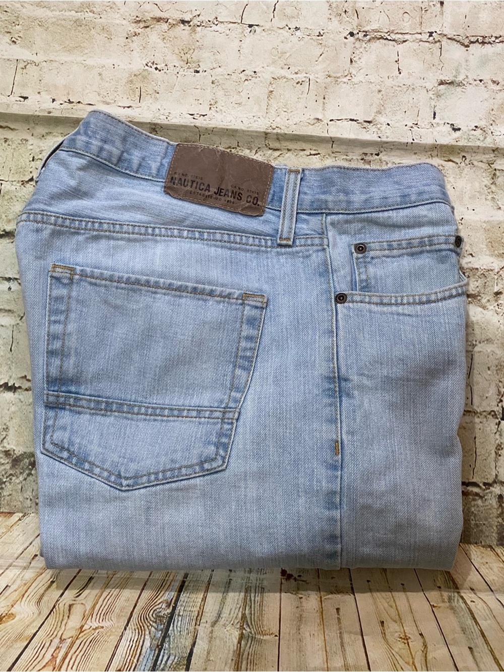 Nautica jeans relaxed fit 33X32